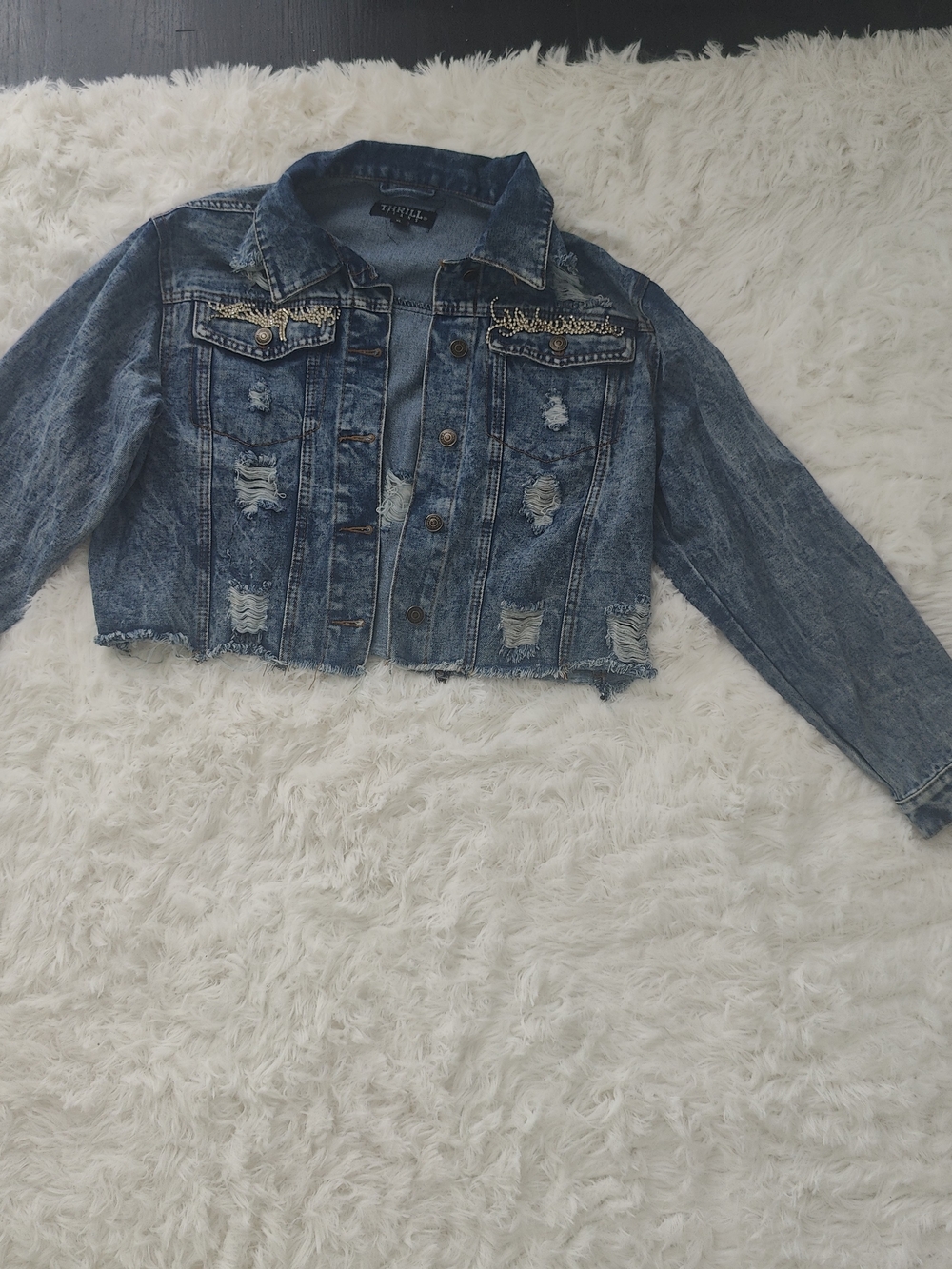 Trendy Cropped Distressed Denim Jacket - Blue